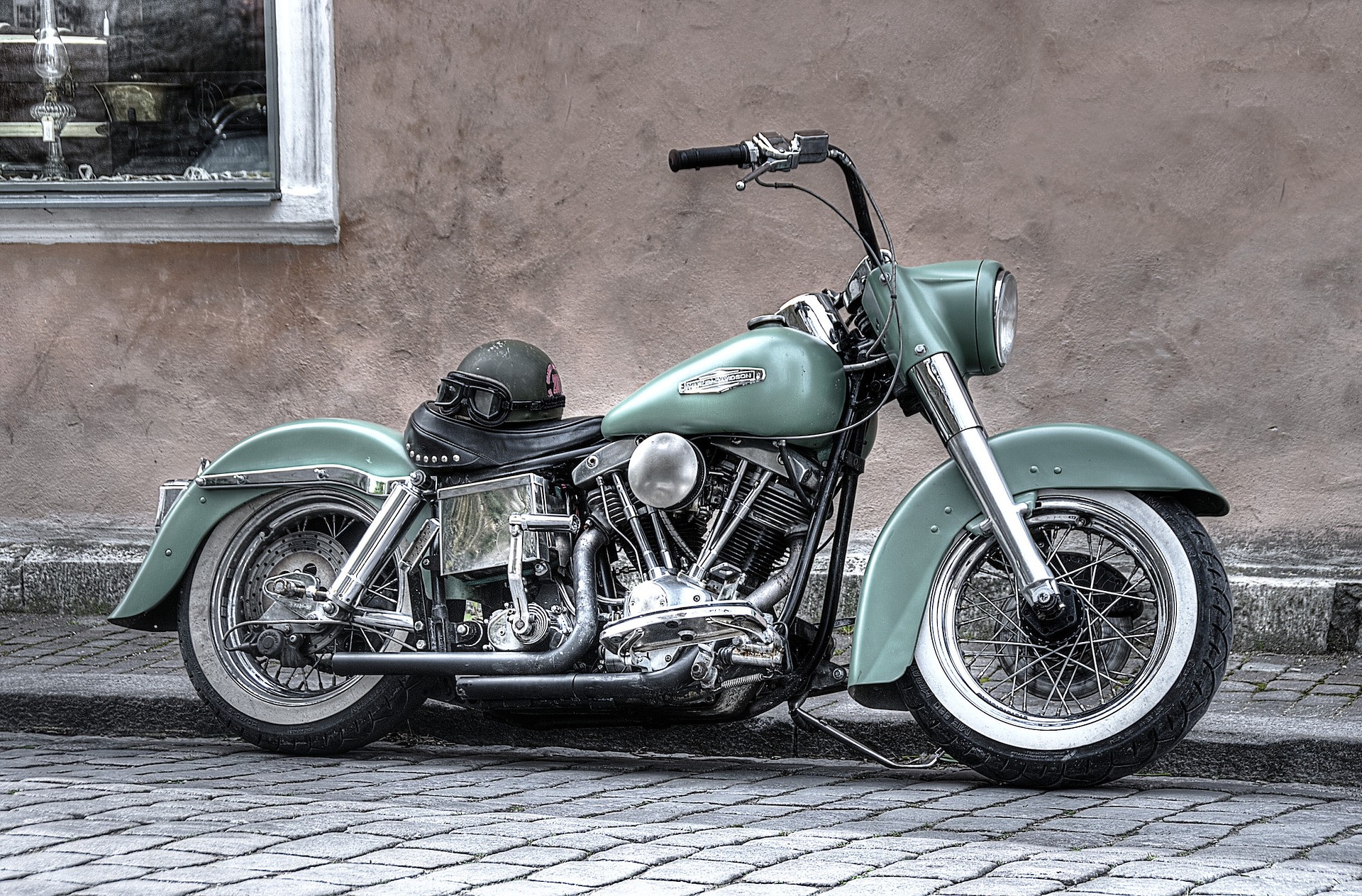 Groene Harley Davidson motor